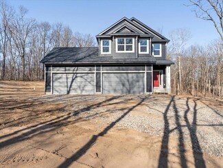 9176 4th St, Breezy Point, MN 56472