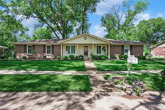 507 Mercer Manor Dr, Ballwin, MO 63011