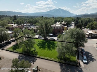 579 Main St, Carbondale, CO 81623