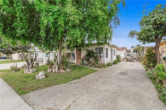 5100 E 60th Place, Maywood, CA 90270