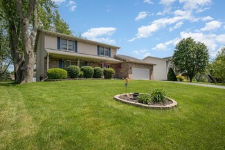 1805 Forest Ln, Crown Point, IN 46307