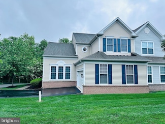 8480 Waterbury Ct, Breinigsville, PA 18031