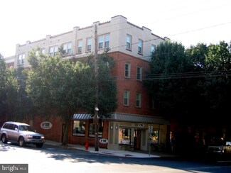 255 N Queen St, Lancaster, PA 17603
