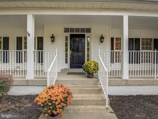 483 Poplar Rd, Fredericksburg, VA 22406