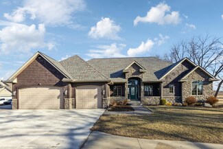 1742 Us Highway 12 SW, Montrose, MN 55363