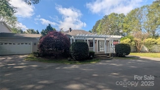 1404 Oakdale Rd, Rock Hill, SC 29730