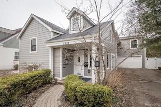 1834 Fairview St, Birmingham, MI 48009