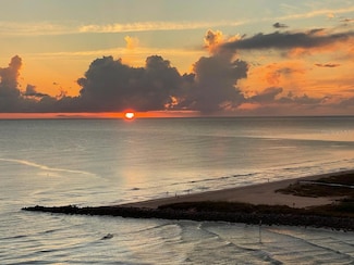 7100 Sunset Way Unit PH5, Saint Pete Beach, FL 33706