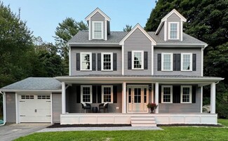 128 Cross St, Hanover, MA 02339
