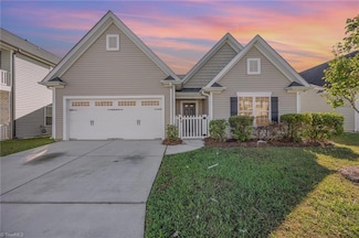 104 Claystone Dr, Gibsonville, NC 27249