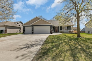 1908 5th St N, Sartell, MN 56377