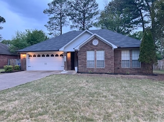 1835 Drury Ln, Conway, AR 72034