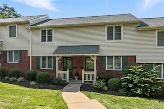 8983 S Swan Cir, Saint Louis, MO 63144