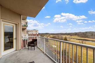 38 Village Rd Unit 602, Middleton, MA 01949