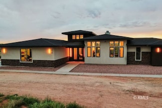 2010 Lost Spring Dr, Kanab, UT 84741