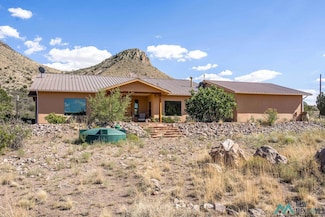 39 Tulpia Trail, Hillsboro, NM 88042