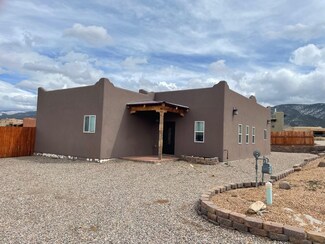 203 Las Olas Dr, Taos, NM 87571