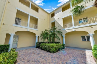 5065 Harmony Cir Unit 105, Vero Beach, FL 32967