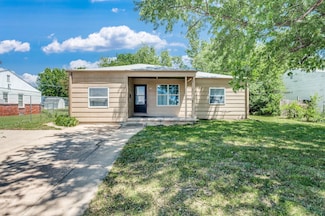 2518 N Grove St, Wichita, KS 67219