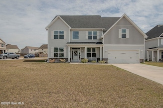 301 Bear Run, Maple Hill, NC 28454