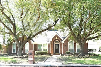 14103 Owens Rd, Houston, TX 77095