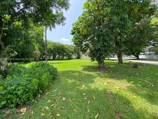 6540 Manor Ln, South Miami, FL 33143