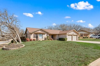 7320 Forrest Ct, North Richland Hills, TX 76182