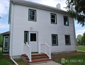 472 Buckelew Ave, Monroe Township, NJ 08831