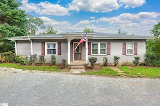 2456 Pumpkintown Hwy, Pickens, SC 29671