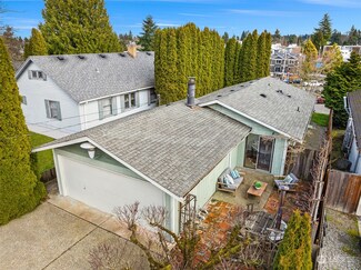 9243 18th Ave SW, Seattle, WA 98106