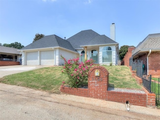3605 Maple Ridge Ct, Oklahoma City, OK 73120