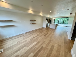 537 S 500 E Unit 105, Salt Lake City, UT 84102