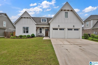 7815 Raleigh Dr, Trussville, AL 35173