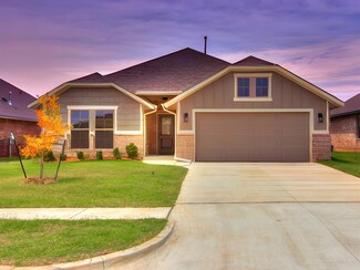 527 Cherrybark Dr, Goldsby, OK 73093