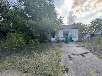 203 N 26th St, Gatesville, TX 76528