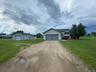 12515 Fargo St NE, Gowen, MI 49326