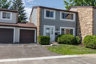 616 Ivy Ct, Wheeling, IL 60090