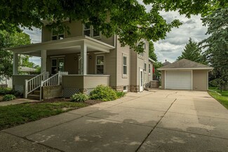 122 E Pearl St, Belleville, WI 53508