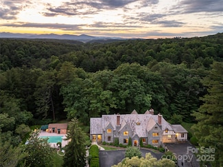 436 Vanderbilt Rd, Biltmore Forest, NC 28803