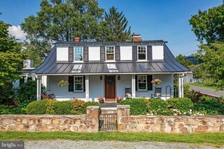 101 Chestnut St, Middleburg, VA 20117