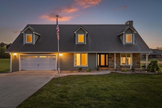 888 Riverbend Dr, Dayton, TN 37321