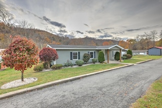 124 Middletown Rd Unit 124, Richwood, WV 26261