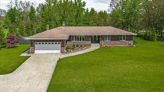 5407 Browntown Rd, Sawyer, MI 49125
