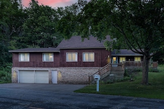 617 Broadway, Carver, MN 55315