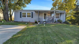 29 Hunting Creek Rd, Saint Peters, MO 63376
