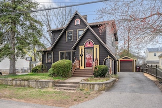 57 Grandfield St, Dedham, MA 02026
