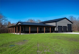 36406 E Church Rd, Oak Grove, MO 64075