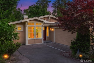 11005 NE 100th Place, Kirkland, WA 98033