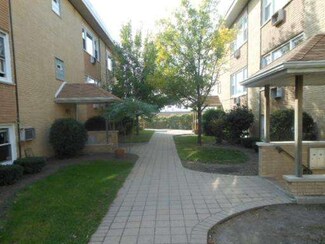 6028 S Archer Rd Unit 6, Summit Argo, IL 60501