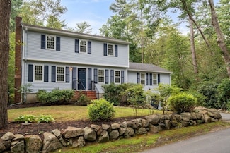 24 Magnolia Ave, Manchester, MA 01944